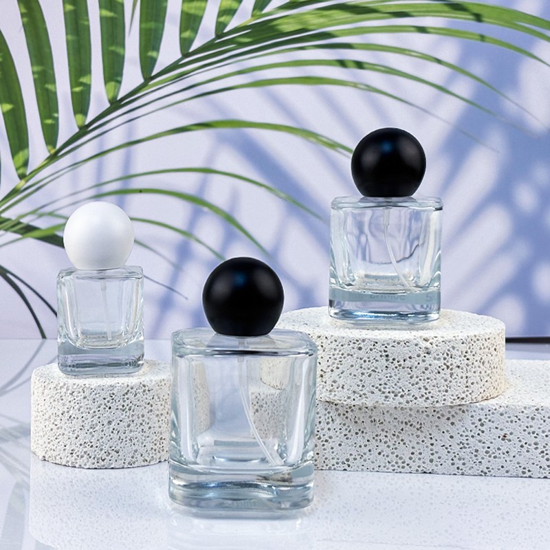 Hvordan lage Eau de Parfum: En komplett trinn-for-trinn DIY-guide med formler